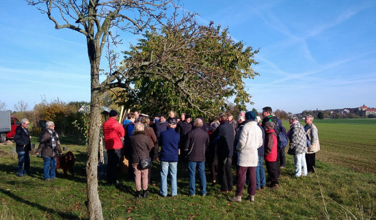 Obstbaum-Seminar des NABU Burgstädt mit zahlreichen Interessenten Foto: Winfried Just